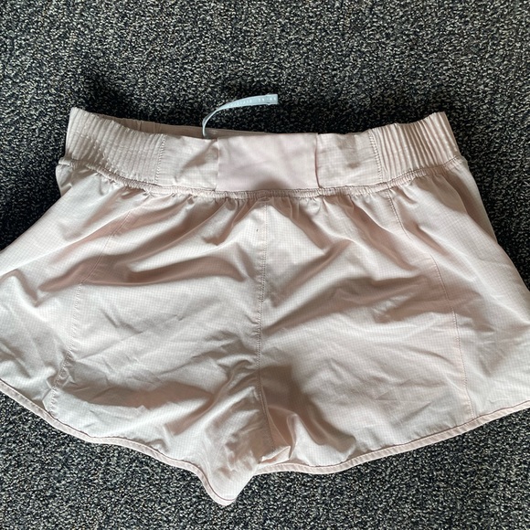 Nike shorts pink - Picture 2 of 2